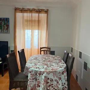 T2 2 Bedroom Flat In Arroios Lisboa